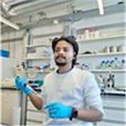 Experienced Biology & English Teacher with 5+ Years Experience Offering Lessons in Milano & Online. 