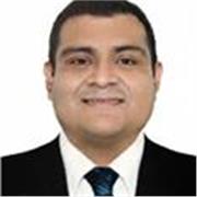 Docente de Psicología en nivel secundaria, formador del pensamiento crítico, la inteligencia emocional y el desarrollo integral