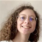 Étudiante proposant du soutient scolaire/aide aux devoirs en SVT, anglais, français, espagnol, mathématiques (niveau collège)
