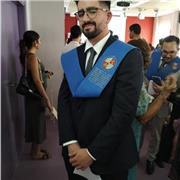 Biólogo con el MAES con capacidad para dar ciencias, matemáticas, inglés y tecnología en la ESO