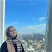 Studentessa universitaria di economia offre ripetizioni di inglese e italiano per bambini e ragazzi delle medie