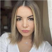 Diplomata liceo delle scienze umane, attualmente studentessa del terzo anno di sotoria presso Unito