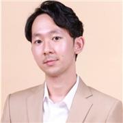 Native Thai tutor with 7 years' experience giving both onsite and online English lessons to youngsters and adults.