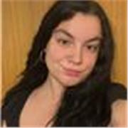 Chica joven, soy titulada en trabajo social con conocimientos de infancia 