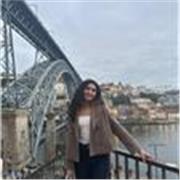 Chica estudiante con nivel de ingles nativo, he vivido dos años en Estados Unidos y puede apoyar para practicar ingles.