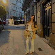 Me encanta ayudar a los demás y estoy motivada para empezar a trabajar. Daré clases a Primaria, ESO o Bachiller de sociales