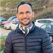 Con capacidad para enseñar un castellano limpio