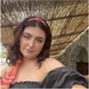 Australian, English speaker! Happy to help you improve your language and conversational skills