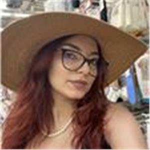 Büsra Ertugrul