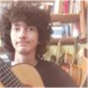Lezioni di chitarra, per ragazzi, bambini adulti: blues, rock, teoria dello strumento, classica; laureando in chitarra classica