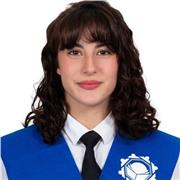 Holaa, soy Carmen y tengo 20 años. Actualmente poseo la titulación B2 de inglés y planeo obtener el C1.