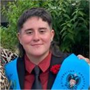 Buenas, soy Teresa. Profesora de Filosofía, también doy cualquier estudio humanístico