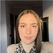 Se me dan bien los niños y me explico bien. Estoy capacitada para impartir cualquier materia de primaria o eso