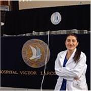 Profesora de comunicación imparte clases a todas las edades