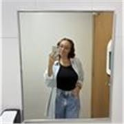 Professora particular formada em Pedagogia com experiência em ensino on-line e presencial em matérias até E.M