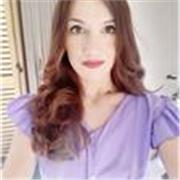 Laureata in Lingue e Letterature moderne offre lezioni private in ambito linguistico-letterario inglese/francese/italiano