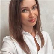 Insegno italiano in russo e inglese (madrelingua: russo)