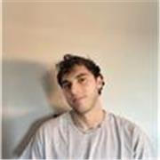 Sono un’artista laureato allo IED, giovane, intraprendente e con una base solida di Design. Laureato in Media design, un corso che spazia dalla grafica statica alla motion, alla programmazione e alla creazione di interfacce web e app