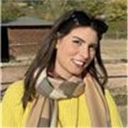 Insegnante laureata in lingue e letterature comparate con il massimo dei voti offre ripetizioni in lingua. Grammatica,conversazion