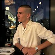 Alumno recién matriculado en desarrollo de aplicaciones web y multiplataforma