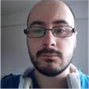 Profesor de programación, recién titulado en un grado superior (Desarrollo de Aplicaciones Multiplataforma), ofrece clases online.