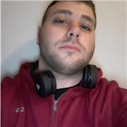 Impartisco lezioni,ripetizioni, e aiuto in generale in inglese. Sono un livello B1-B2