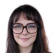 Ancienne hôtesse de l'air Bilingue anglais et formatrice BAFA vous propose d'apprendre l'anglais de manière courante.