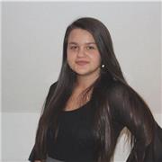 English Tutor, der Kinder aller Altersgruppen unterrichtet