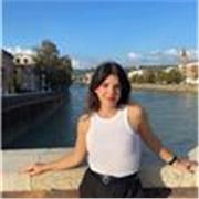 Profesora para dar clases particulares de economía (también a domicilio )