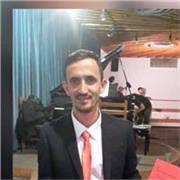 Italian Tutor teaches students of all ages