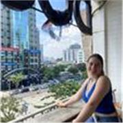 Hi 👋🏼 My name is Jessica, a recent Masters graduate 😊 

I think it is important to work to your needs, let’s find the best way possible to learn and grow. Until someone showed me different ways to study, I struggled in school. Then one day the right pe