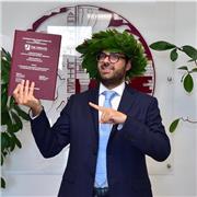 Sei alla ricerca di un insegnante privato serio e competente? Contattami e raccontami quali sono le tue esigenze.