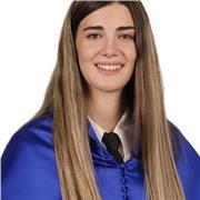 Estudiante de último año de química y futura profesora.