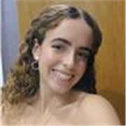 Alumna que ha sacado muy buena nota en bachillerato científico y que puede ayudar en la mayoría de materias de primaria
