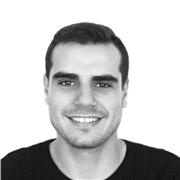 Profesor de fútbol y de Educación física apto para todas las edades y niveles