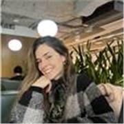 Hola! Soy economista, con don de gentes y experiencia de 10 años como profesora particular de inglés.