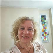 Professeure de langue maternelle espagnole avec une expérience dans l’enseignement des jeunes et des adultes certifiée .