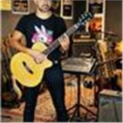 Spanischer Muttersprachler bietet Spanischunterricht (und auch Musikunterricht) - online für Kinder, Jugendliche und Erwachsene.