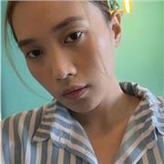 I am a passionate person and i love meeting new people. And i would love to teach people how to speak bahasa indonesia.
