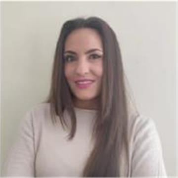 María