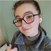 Amatrice de sport, particulièrement de musculation depuis plus de 3 ans. Envie de partager ma passion