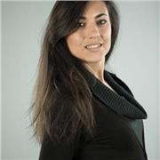 Diplomata in lingue e laureata in business Administration offre lezioni di inglese, francese, grammatica italiana, geografia, storia