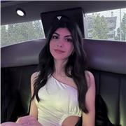 Sono pronta a darti una mano con i compiti!