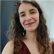 Professeur et traductrice bilingue anglais-français dans le Cambrésis, diplômée en traduction audiovisuelle.
