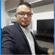 Licenciado en Ciencias Naturales (Biología, Química, Física), con experiencia en educación básica y secundaria