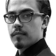 Escritor y estudiante de Derecho y Filosofía en la UCM con vocación de Profesor apto para todas las edades y niveles.