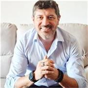 Vuoi scoprire nuove tecniche e strategie per rendere le tue interazioni sempre efficaci? Io sono pronto a mostrarti questo mondo