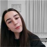 Insegnante con solida formazione umanistica propone lezioni di italiano e aiuto compiti per ragazzi e ragazze