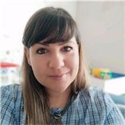 Art Psychotherapist teaching the influence of creative media in psychology