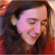 Violoncelliste diplômée d’état, étudiante à l'Académie Supérieure de Musique de Strasbourg, donne cours de violoncelle tout âge et niveau